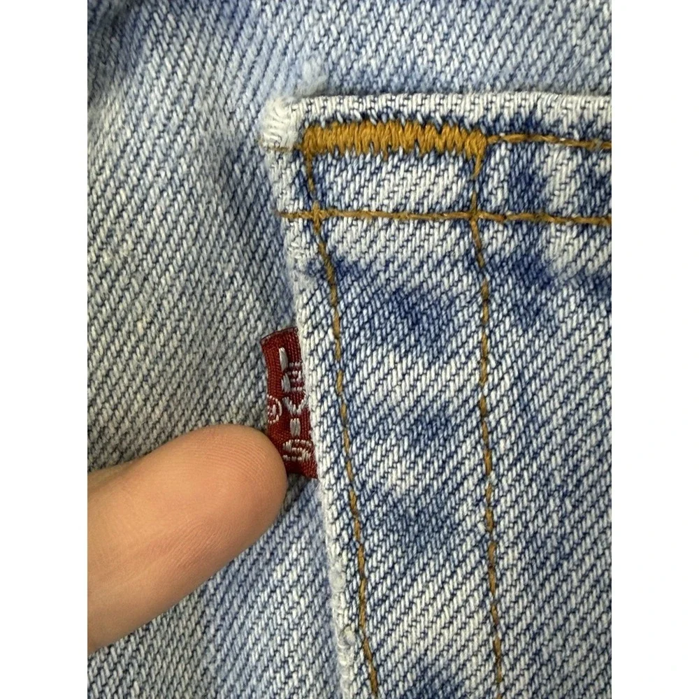 Vintage Levis Jeans Mens 38x34 Blue Light Wash 570 Taper Baggy Made‎ In USA 90s